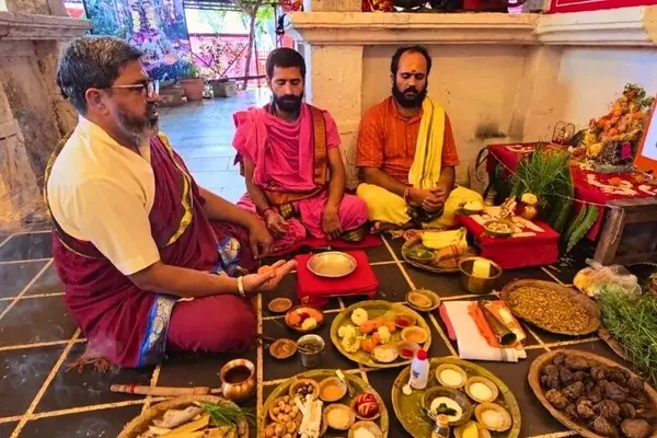 Shri Ganesh Atharvaish Puja And Havan Shri Ganesh Atharvaish Puja And Havan